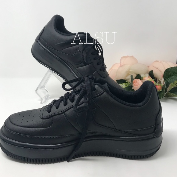 nike jester black and white